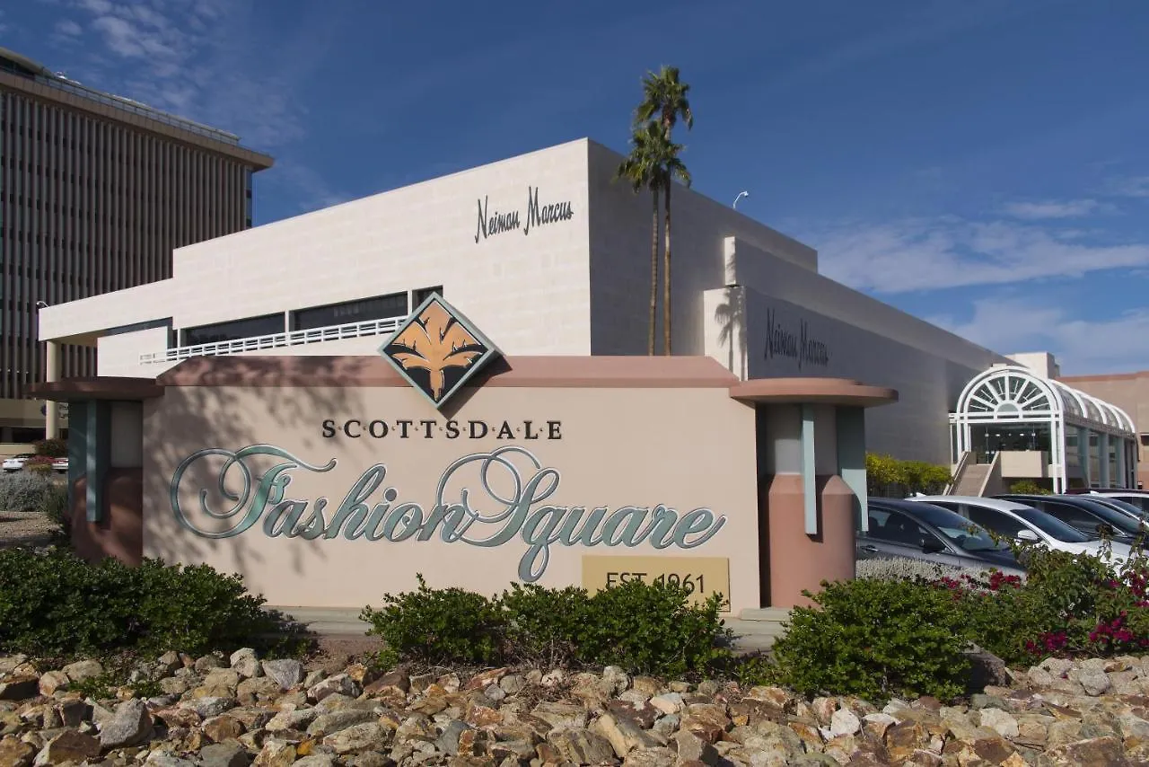 141 Fully Furnished, Wifi Included Apartment Scottsdale